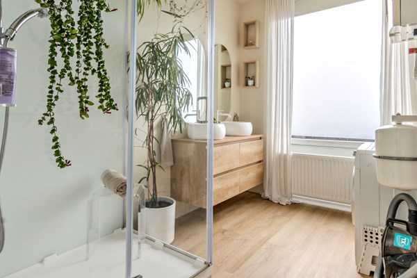 Medium property photo - Larensestraat 109, 2574 VG The Hague